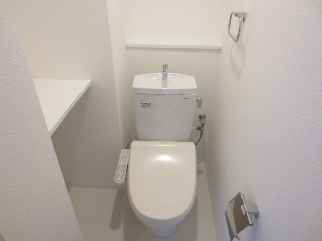 トイレ トリニティコート新金岡