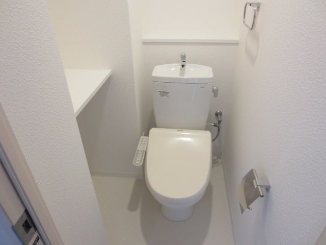 トイレ トリニティコート新金岡