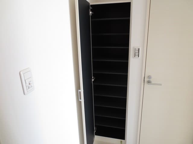 靴箱 トリニティコート新金岡