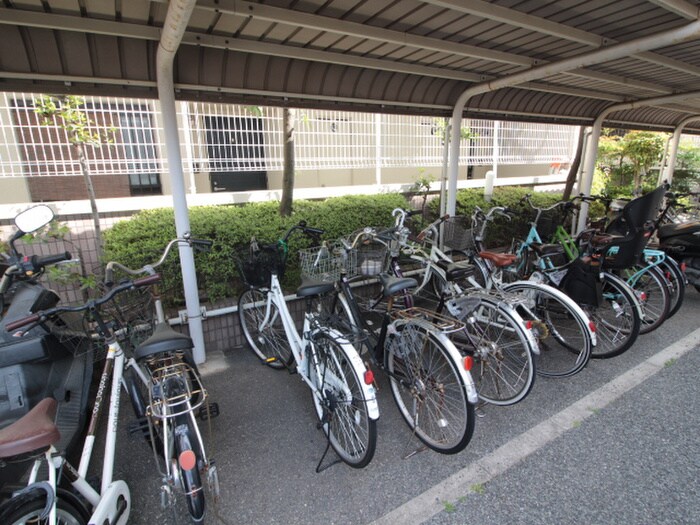 駐輪場 ヴァンヴェール甲子園