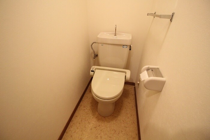トイレ シルフィ－ド山科
