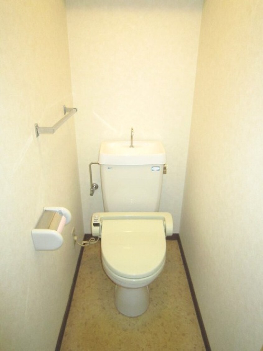 トイレ シルフィ－ド山科