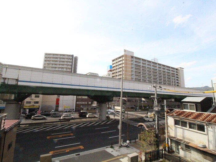 室内からの展望 プレサンスTHE神戸(312)