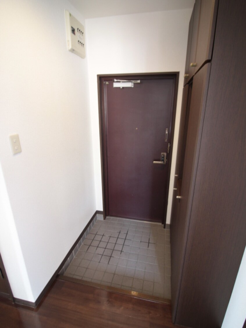 玄関 ヴェナビスタ石切