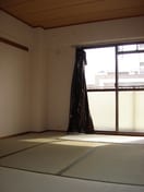 居室 エステ－ト桜塚