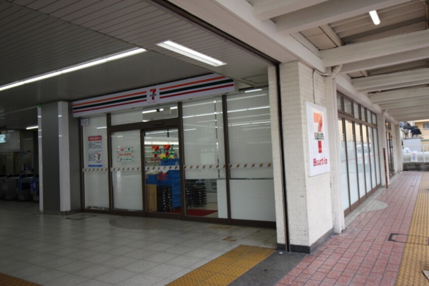 セブンイレブン(コンビニ)まで180m エトワールSEIWA