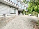 エントランス部分 ﾋﾞｰﾅｽﾑｰﾝ
