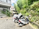 バイク置き場 ﾋﾞｰﾅｽﾑｰﾝ