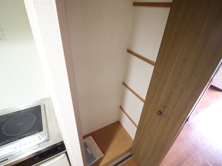 収納 エスポワール昭和町