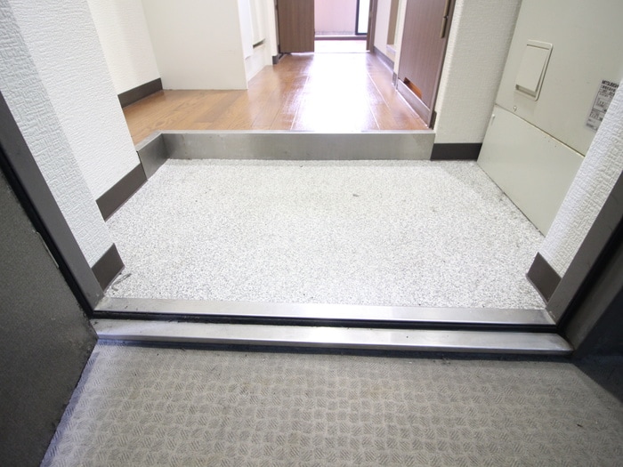 玄関 エスポワール昭和町