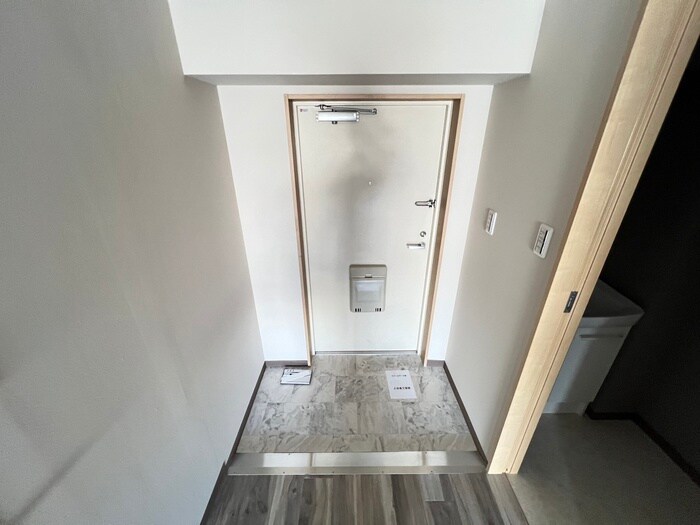 玄関 新栄プロパティー東大阪Ⅰ