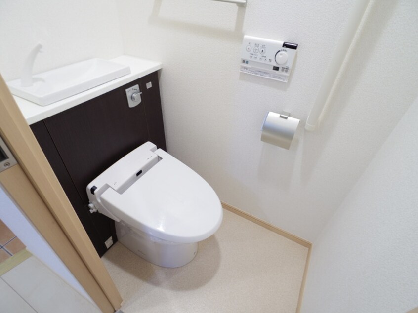 トイレ サジタリアス京田辺