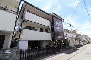 メゾン岡本