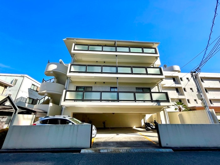 外観写真 ピルティ－本山