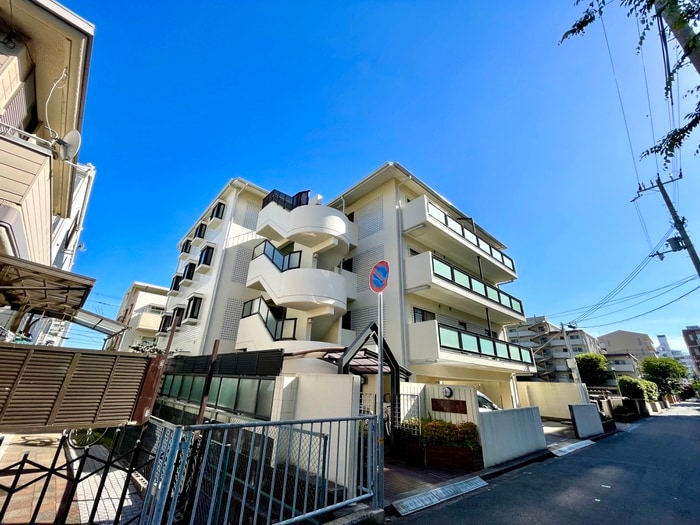 外観写真 ピルティ－本山