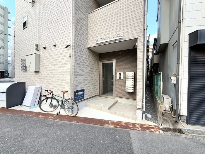 エントランス部分 アート西九条