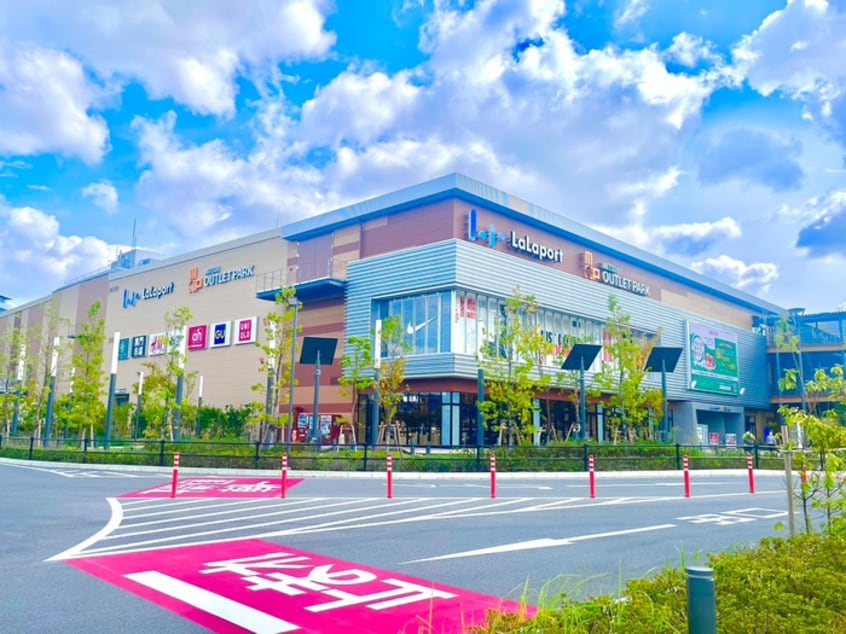 ららぽーと門真(ショッピングセンター/アウトレットモール)まで550m シャトレー本町