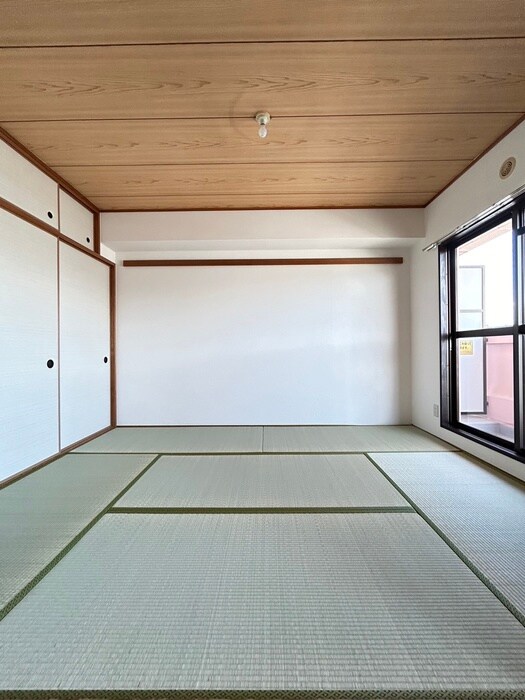 居室 ヨコマ－ク加茂