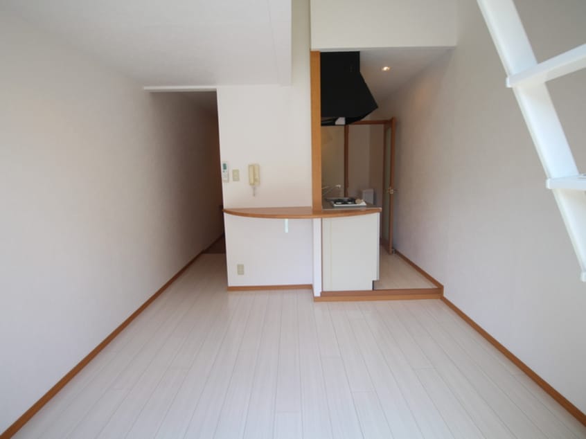 居室 ジョ－ヌ・エ・ルポ