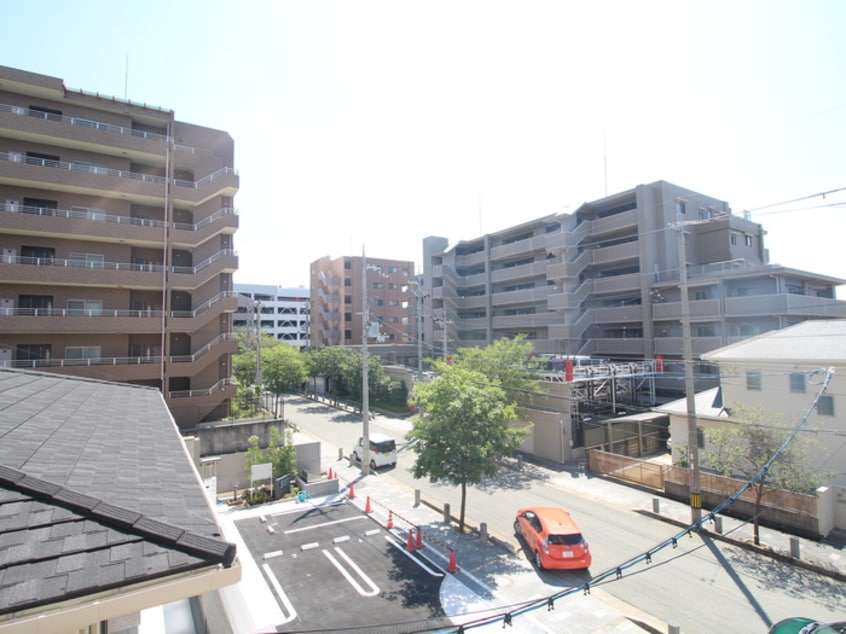 室内からの展望 ジョ－ヌ・エ・ルポ