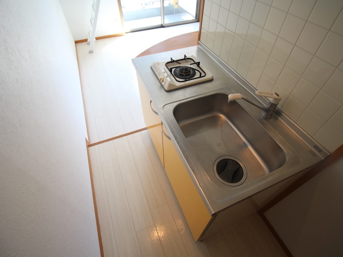 キッチン ジョ－ヌ・エ・ルポ