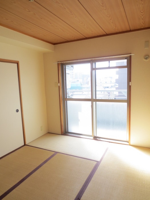 居室 タマソービル