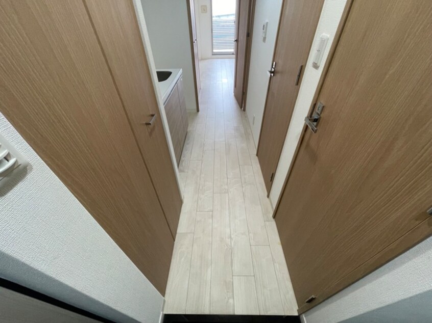 廊下 ﾌﾟﾚｻﾝｽ三宮ﾌﾗﾜｰﾛｰﾄﾞ(1006)