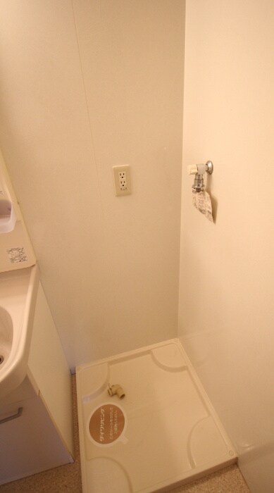 洗濯機置場 クレ－ル