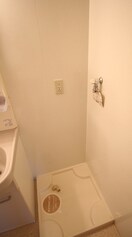 洗濯機置場 クレ－ル