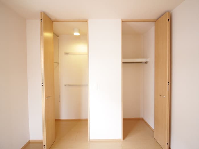 収納 シリエジオ甲子園六番館