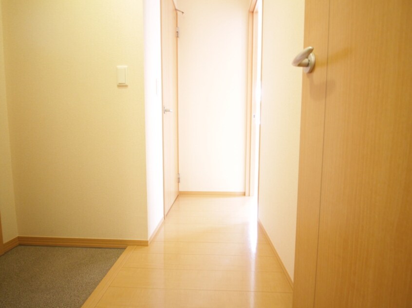 廊下 シリエジオ甲子園六番館
