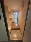 玄関 フロ－ラル牧野阪