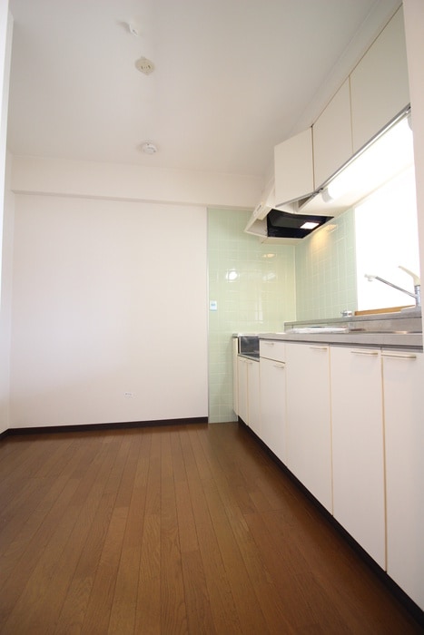 キッチン ナーシサス法橋