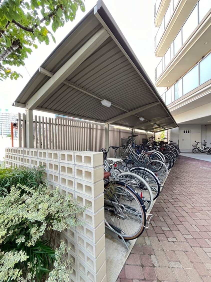 駐輪場 スプランディッドⅢ