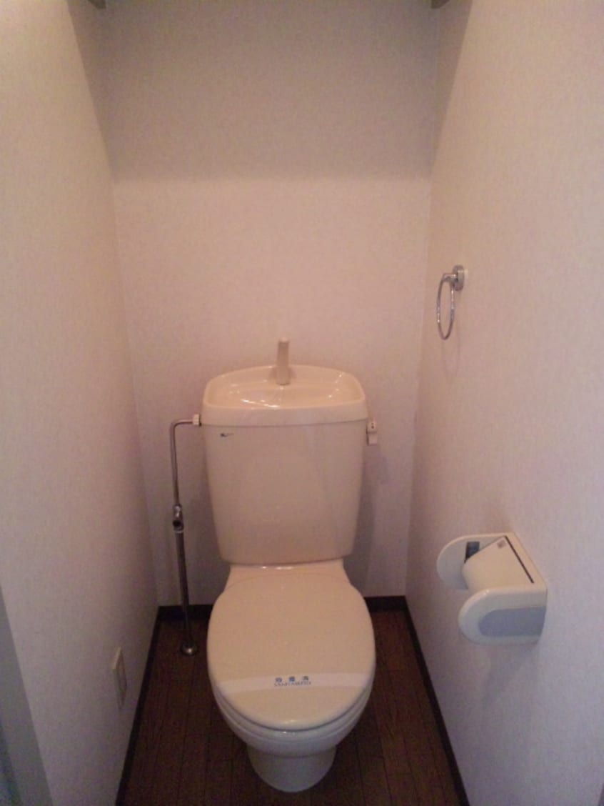 トイレ ヴィ－グルヤマダ