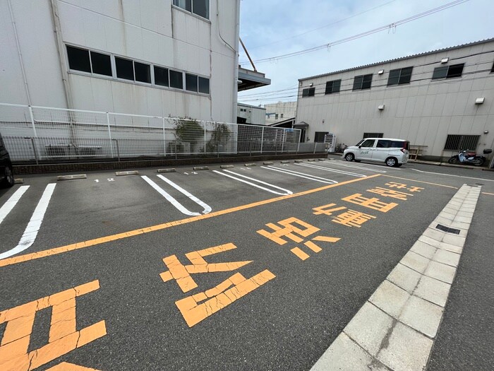 駐車場 ハックベリー茨木南