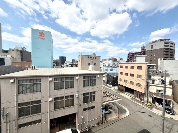 室内からの展望 ｴｽﾘｰﾄﾞﾚｼﾞﾃﾞﾝｽ大阪福島ｼﾃｨｽｸｴｱ