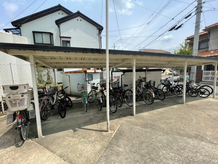 駐輪場 脇田建設ビル