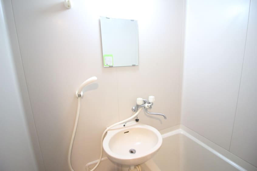 洗面 ロ－テロ－ゼ本山