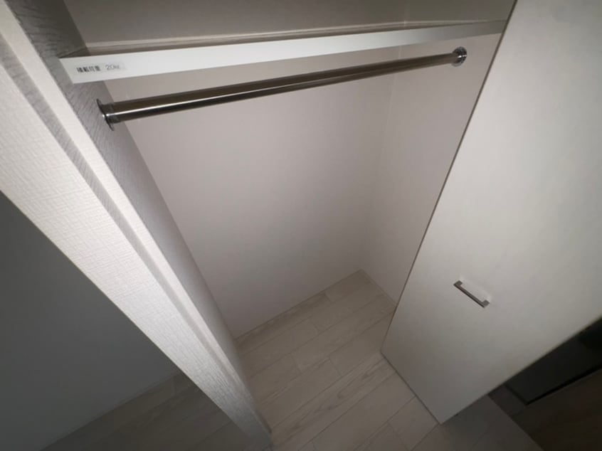 収納 ｴｽﾘｰﾄﾞ神戸兵庫駅ｱｸｱｳﾞｨﾗ(308)