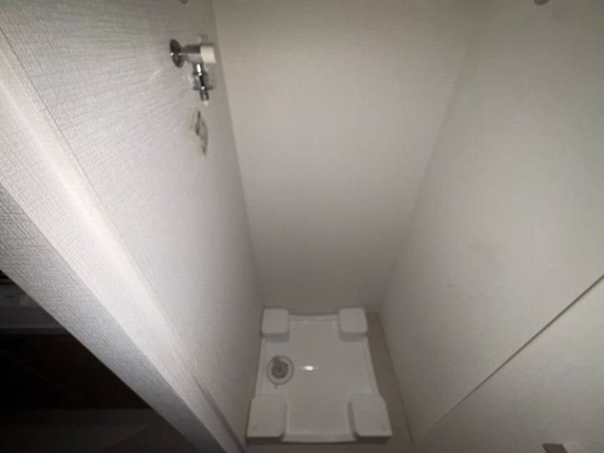 洗濯機置場 ｴｽﾘｰﾄﾞ神戸兵庫駅ｱｸｱｳﾞｨﾗ(308)