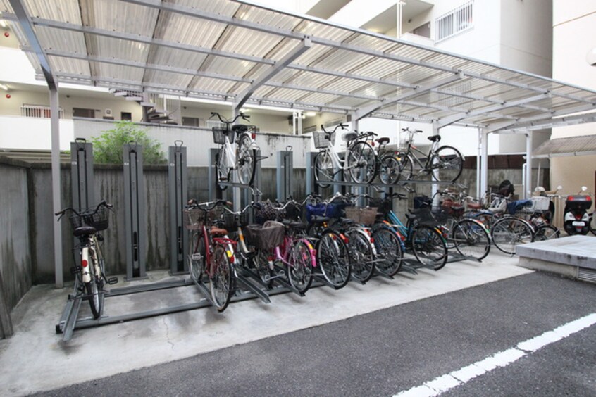 駐輪場 ニュー大阪ハイツ(306)