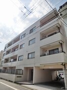 コア・ファ－スト山下の外観