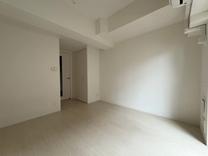 居室 ｴｽﾘｰﾄﾞ神戸兵庫駅ｱｸｱｳﾞｨﾗ(311)