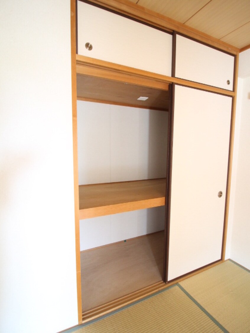 収納 カ－サセデリア