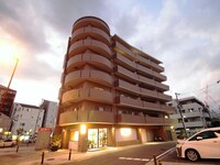 ﾗ ﾒｿﾞﾝ ﾐｭ-（La maison mieux）