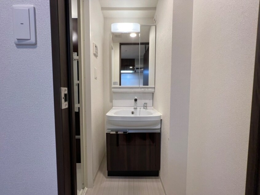 洗面 ﾌﾟﾚｻﾝｽOSAKADOMECITYﾋﾞｰﾂ(813)