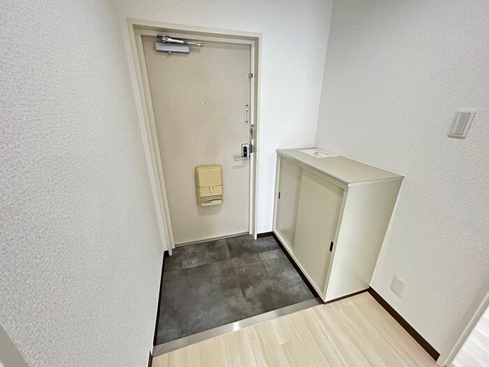 玄関 プレスト・コ－ト弐番館