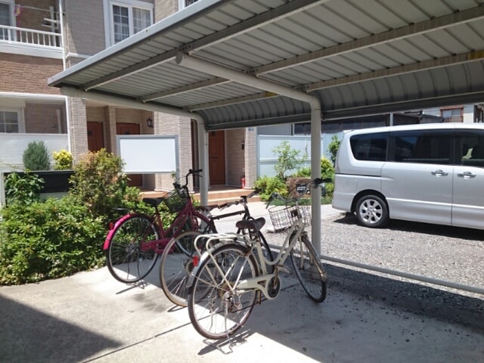 駐輪場 ラフィネ・シャトレ