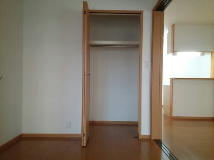 収納 ラフィネ・シャトレ